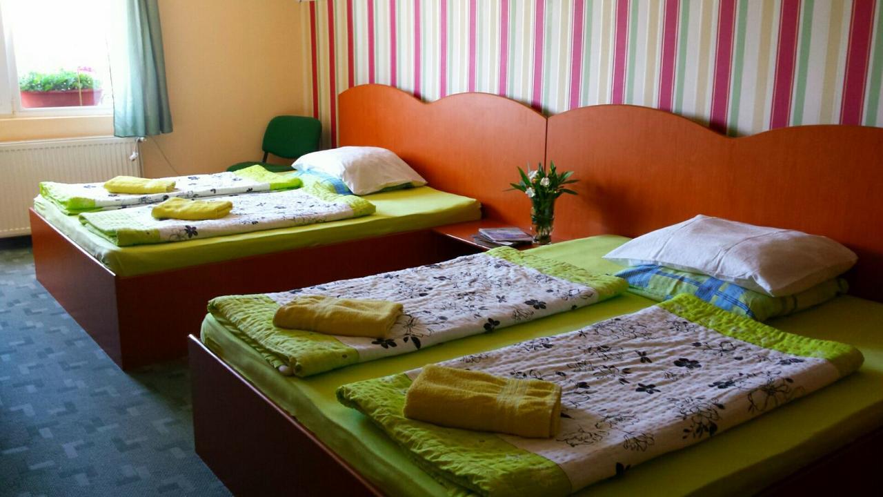 Motel Ioanis Mîndruloc エクステリア 写真
